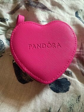 Pandora Heart Zip Jewelry Box Hot Pink